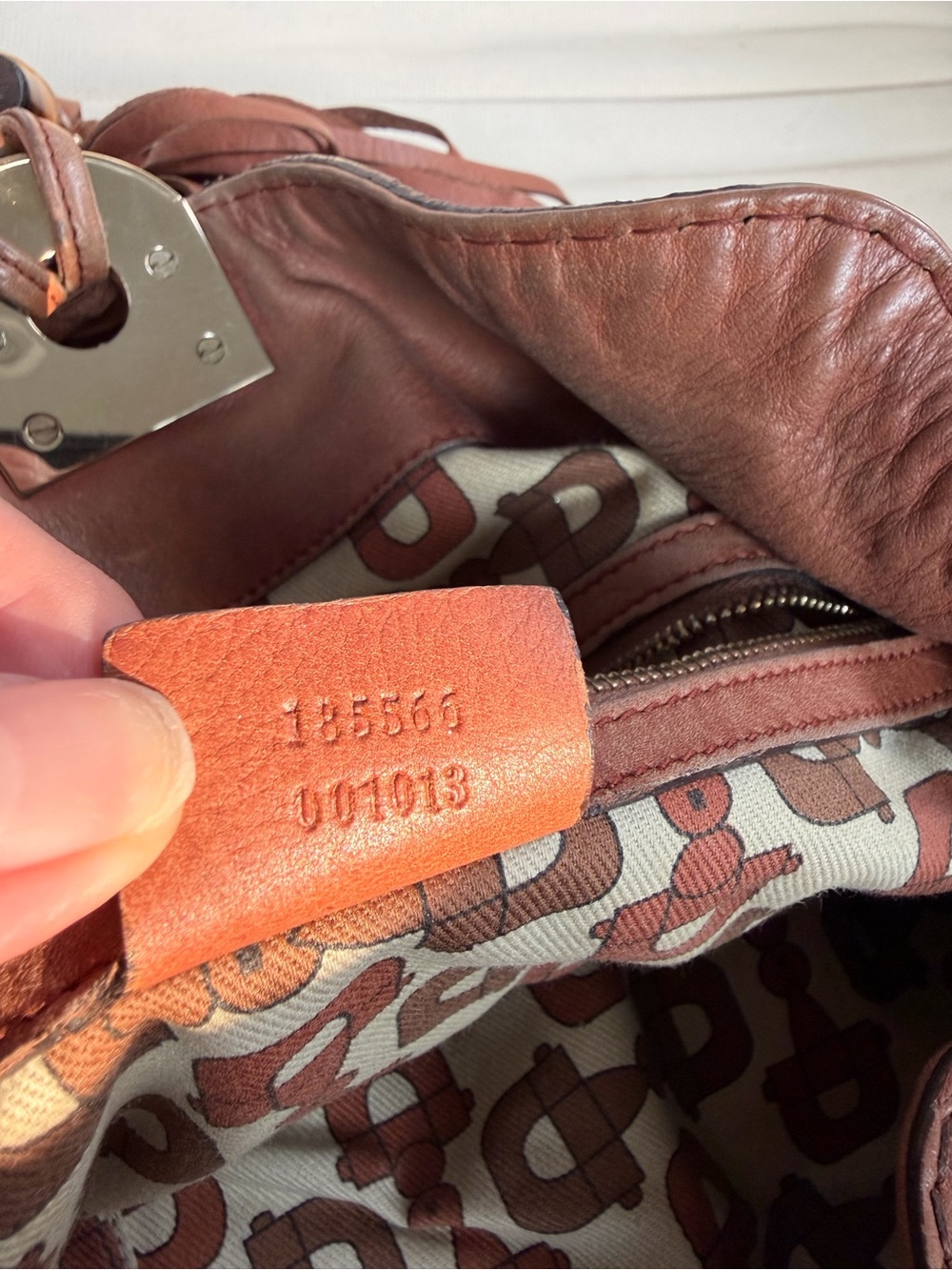 Gucci Indy Large Hobo - Picture 12 of 12